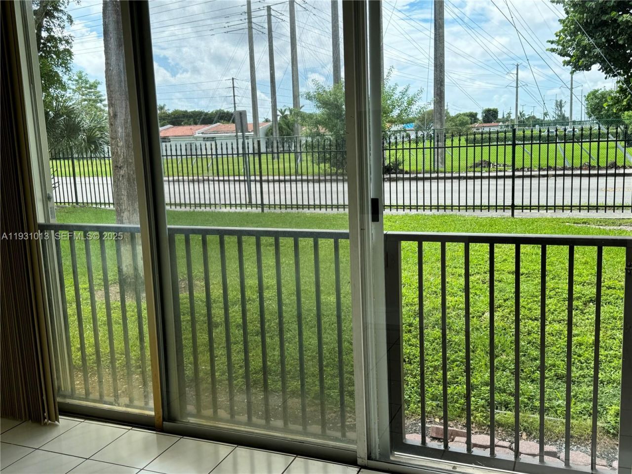 9411 SW 4th St, Unit 111, Miami, FL 33174 Photo