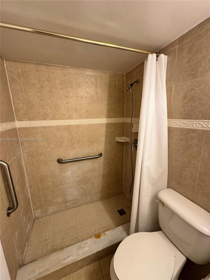 18 Hastings B, Unit 18, West Palm Beach, FL 33417 Photo