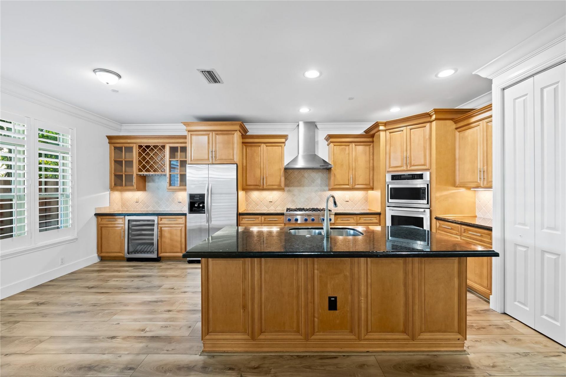 218 NE 15th Avenue, Unit 218, Fort Lauderdale, FL 33301 Photo