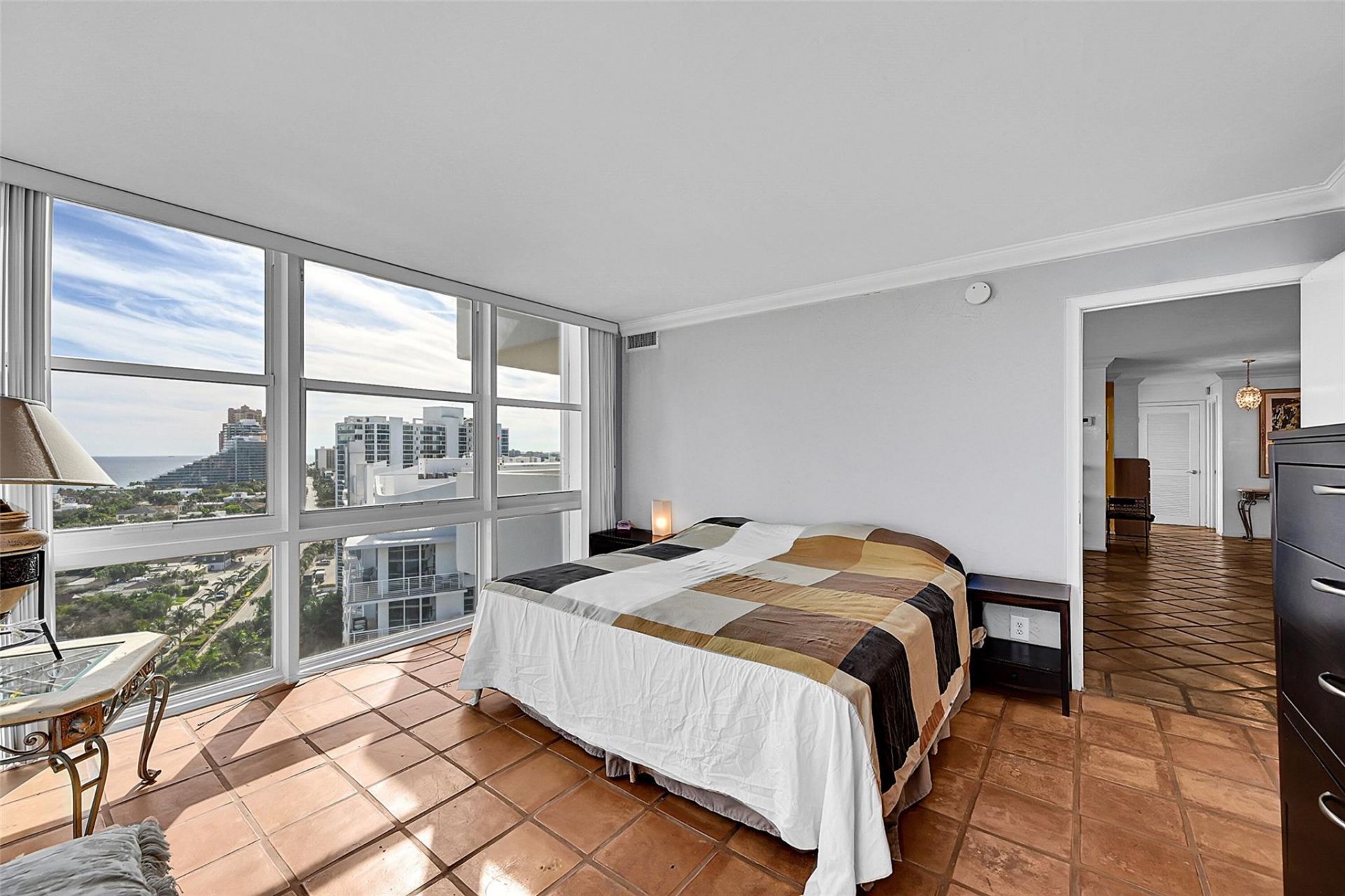 2841 N Ocean Boulevard, Unit 1801, Fort Lauderdale, FL 33308 Photo