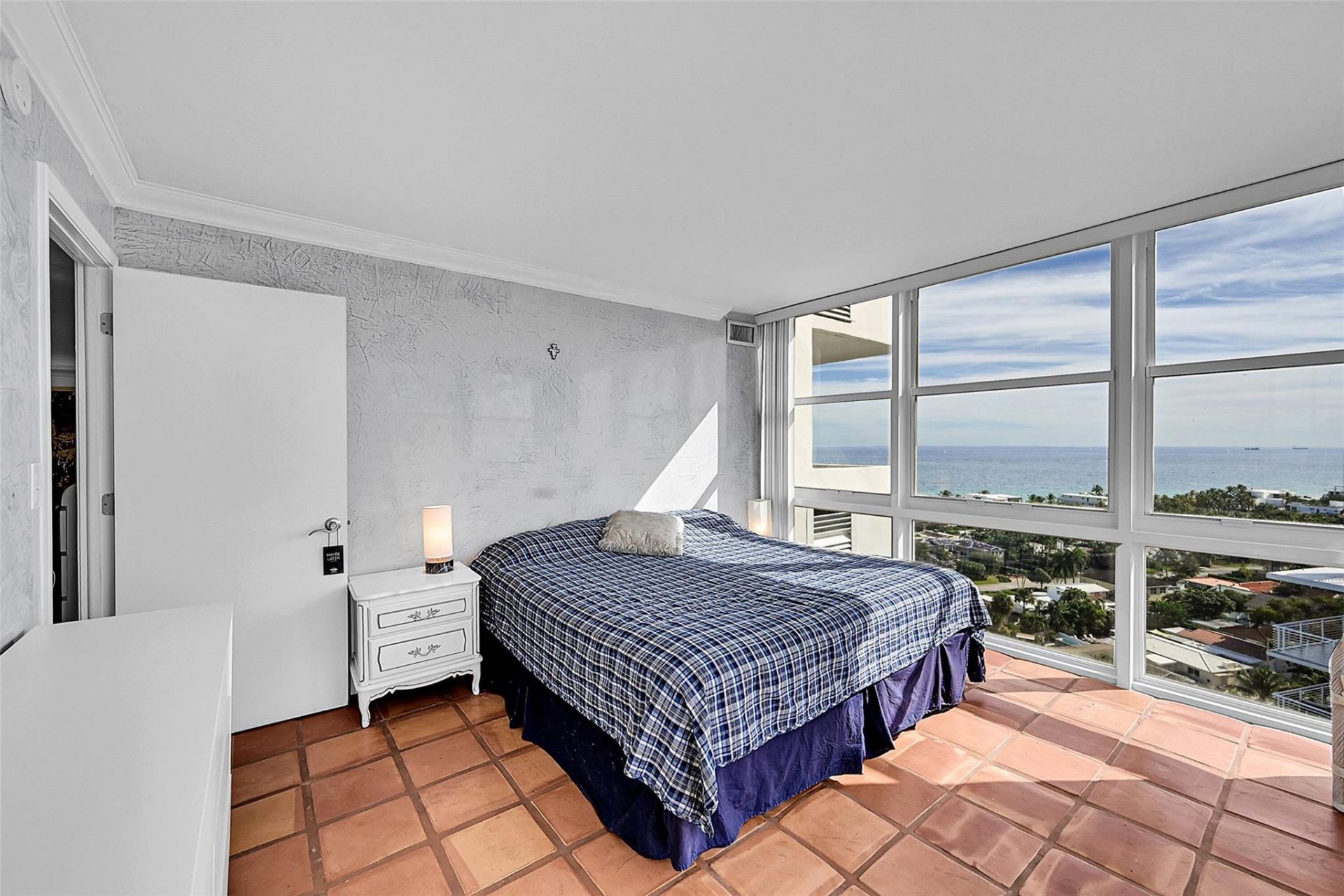 2841 N Ocean Boulevard, Unit 1801, Fort Lauderdale, FL 33308 Photo