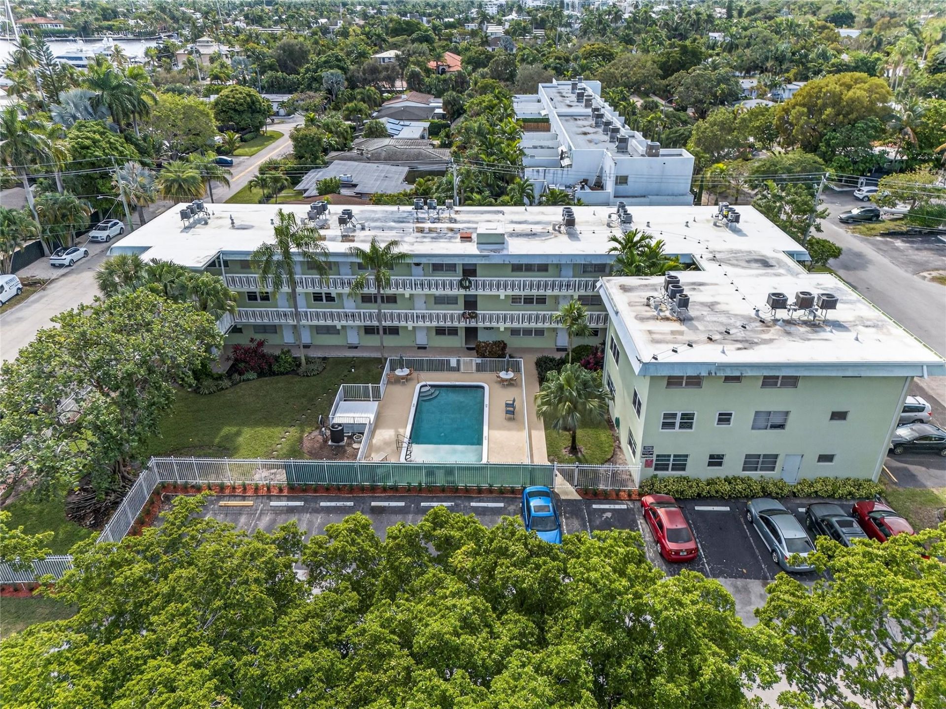 1900 NE 8th Court, Unit 308, Fort Lauderdale, FL 33304 Photo