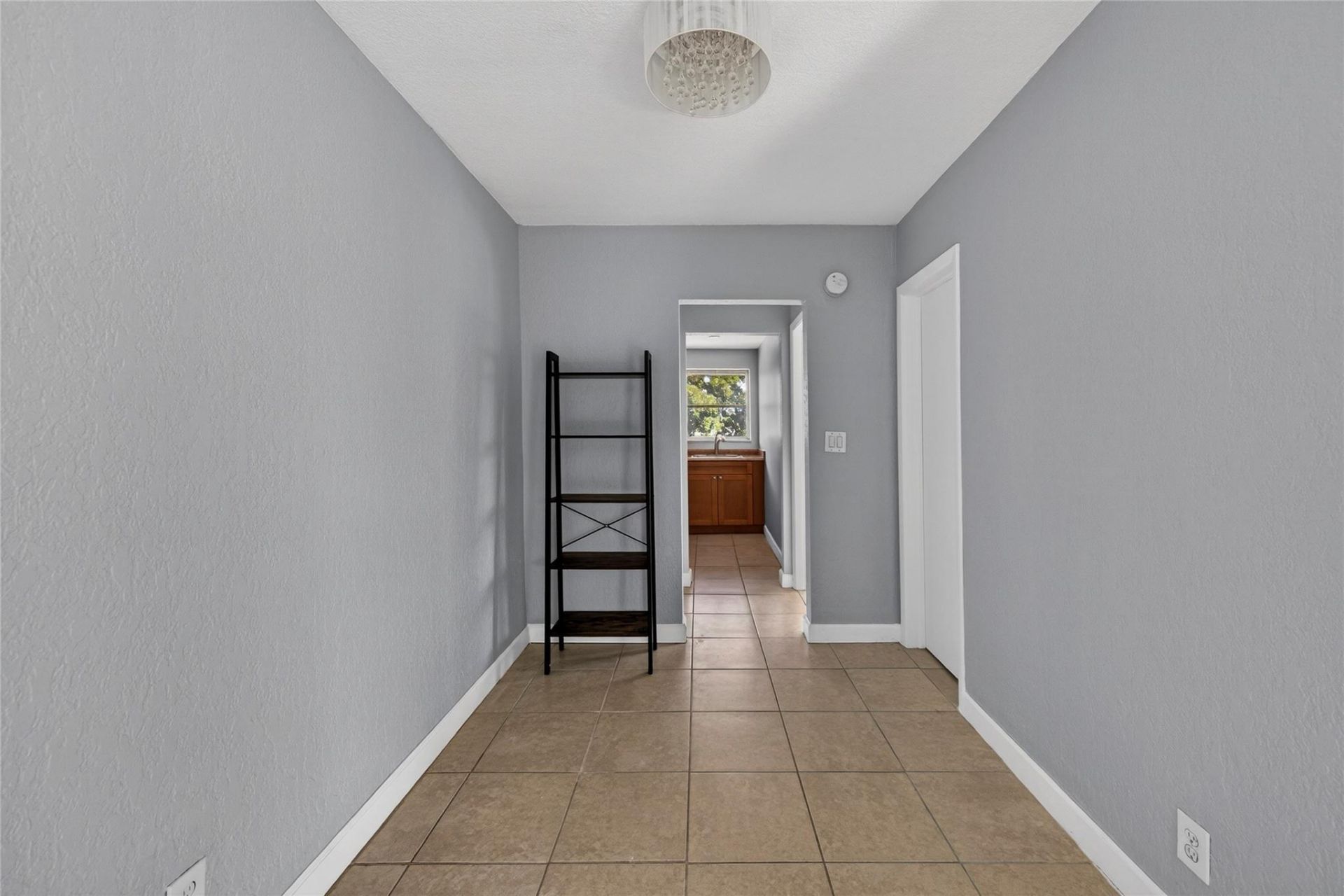 1900 NE 8th Court, Unit 308, Fort Lauderdale, FL 33304 Photo