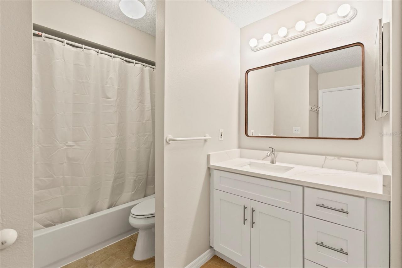 6033 34th Street W, Unit 83, Bradenton, FL 34210 Photo