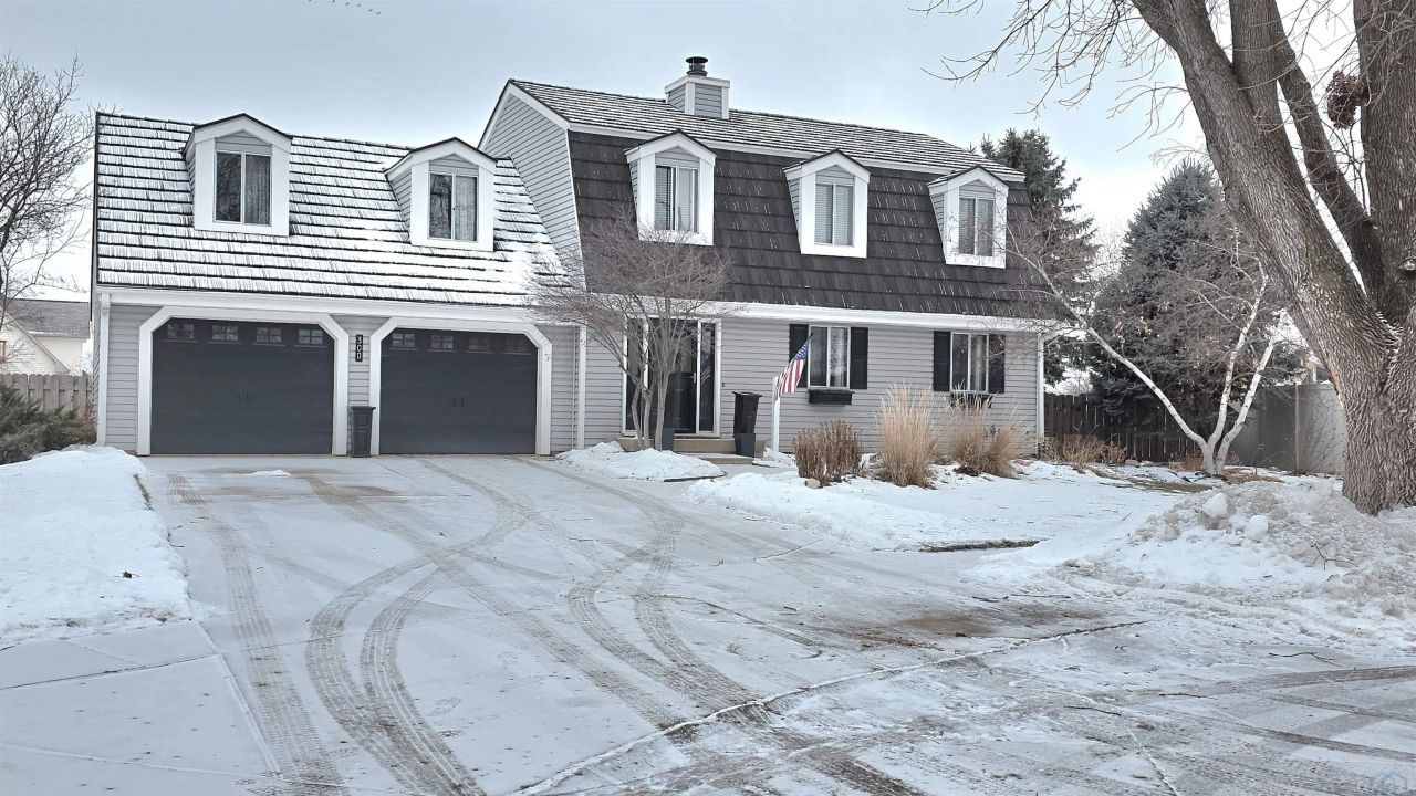 300 Regency Court, South Sioux City, NE 68776 Main Photo