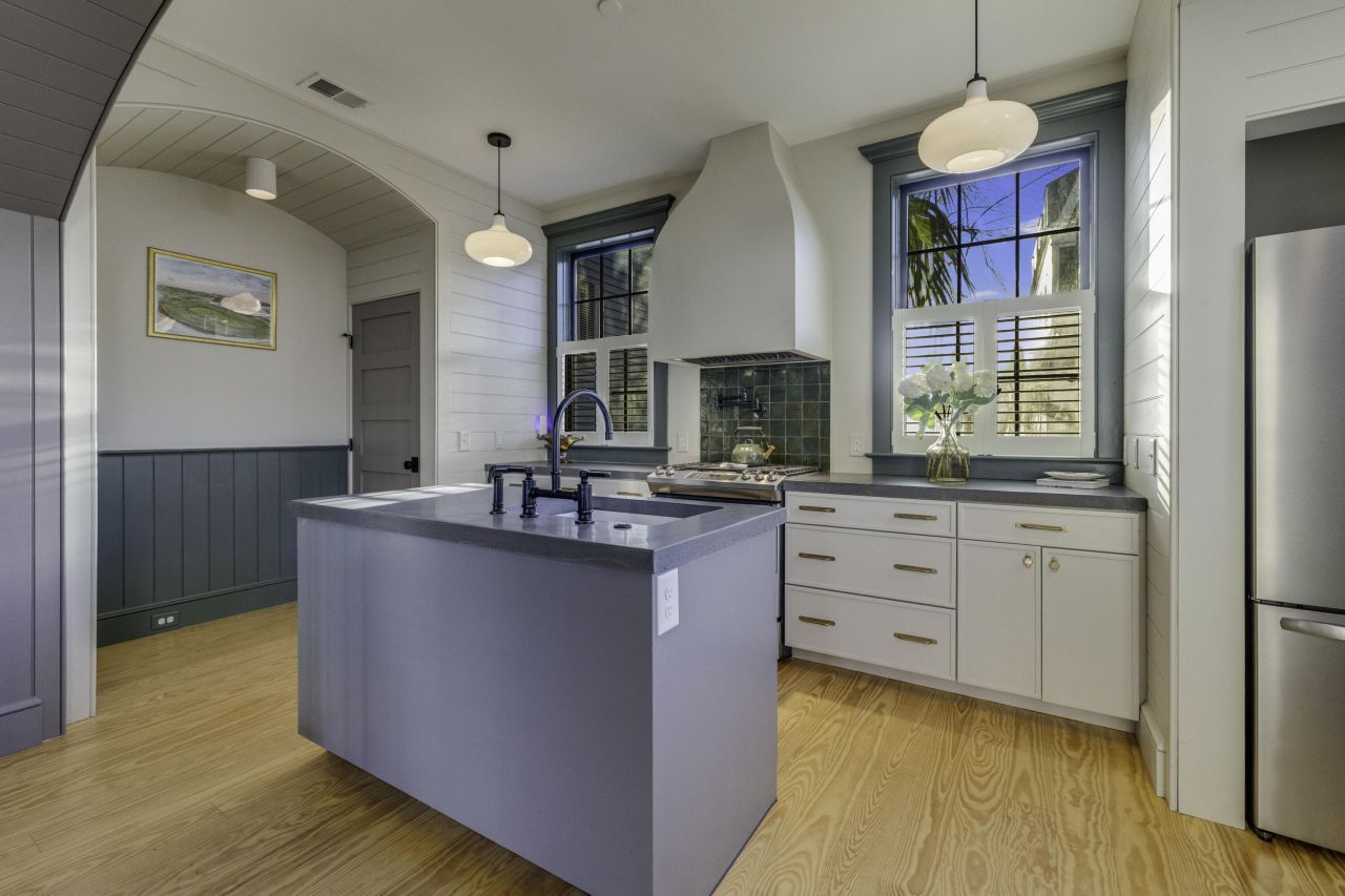 265 Coming Street Photo 9