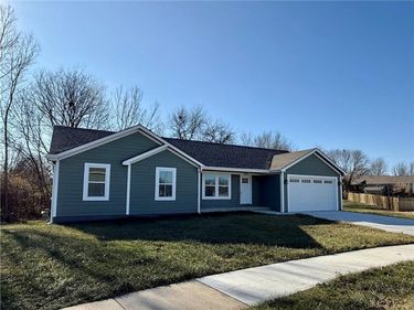 544 W 18th Street, Ottawa, KS 66067