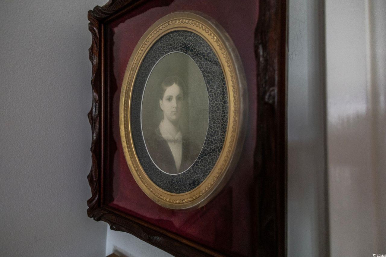 563 Chandler Ave. Photo 31