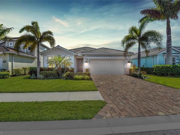 14662 Catamaran PL, NAPLES, FL 34114