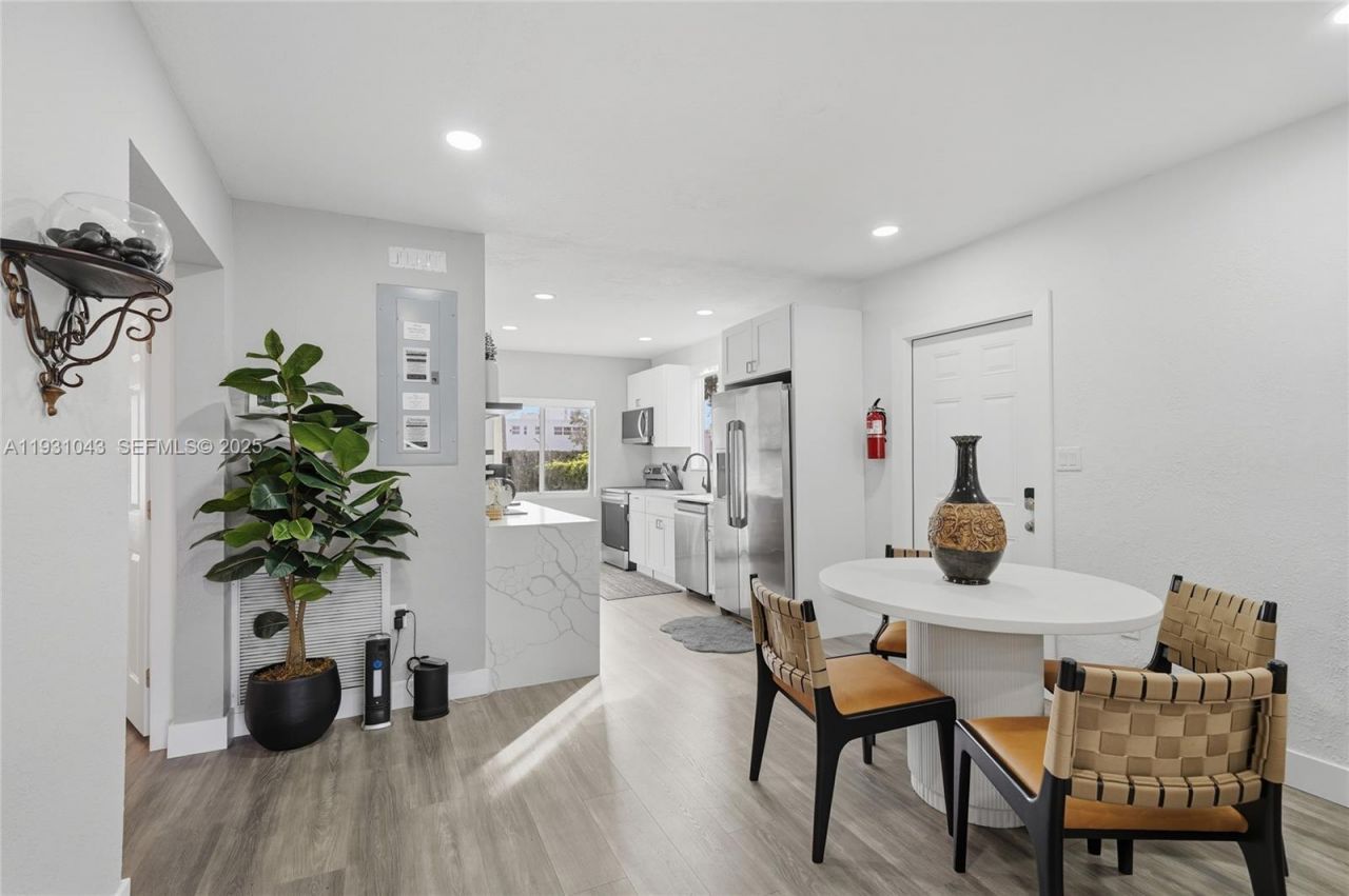 1590 NW 38th St , Unit 1, Miami, FL 33142 Photo