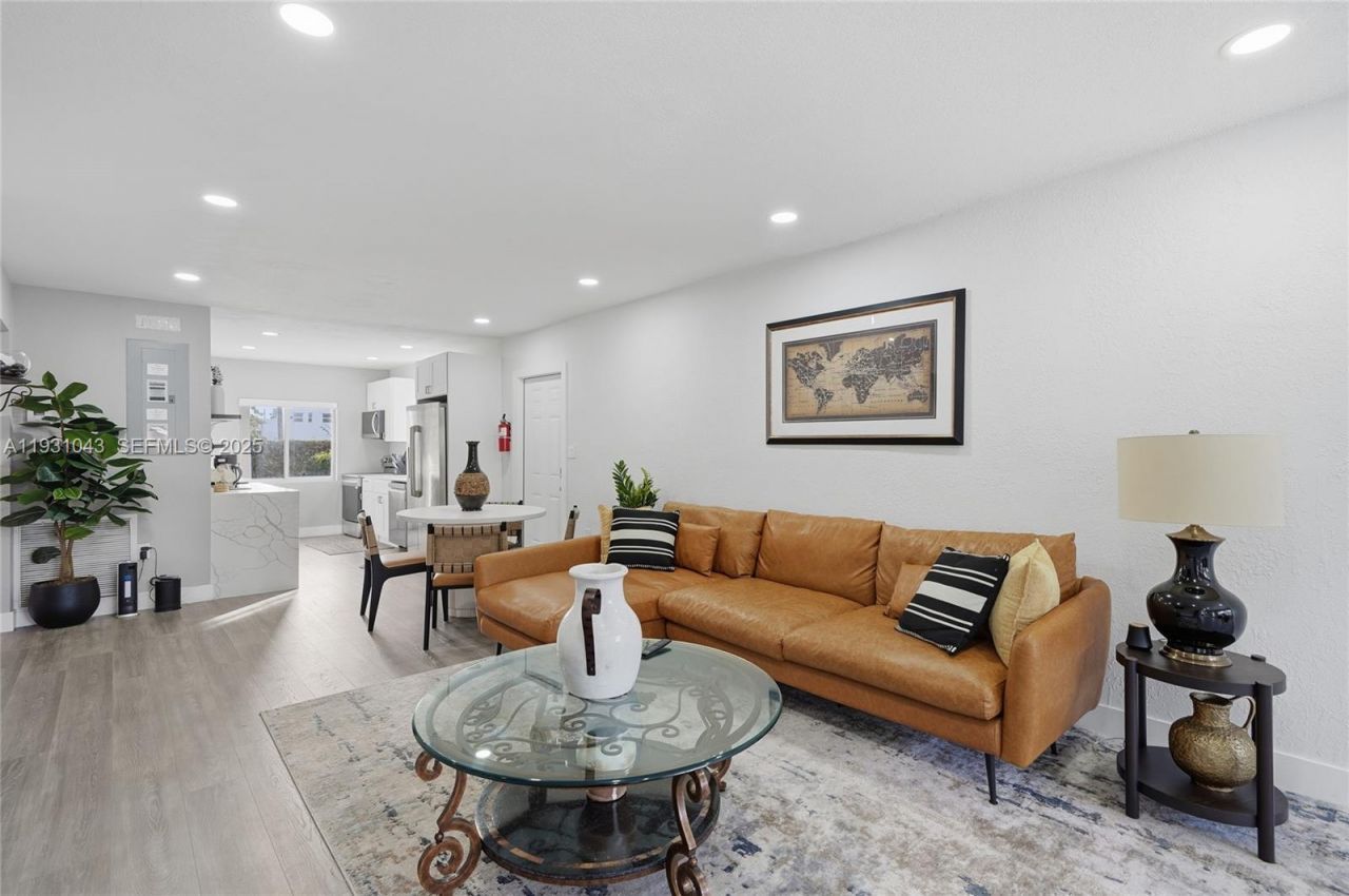 1590 NW 38th St , Unit 1, Miami, FL 33142 Photo