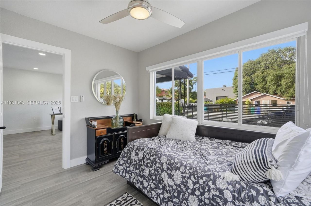 1590 NW 38th St , Unit 1, Miami, FL 33142 Photo