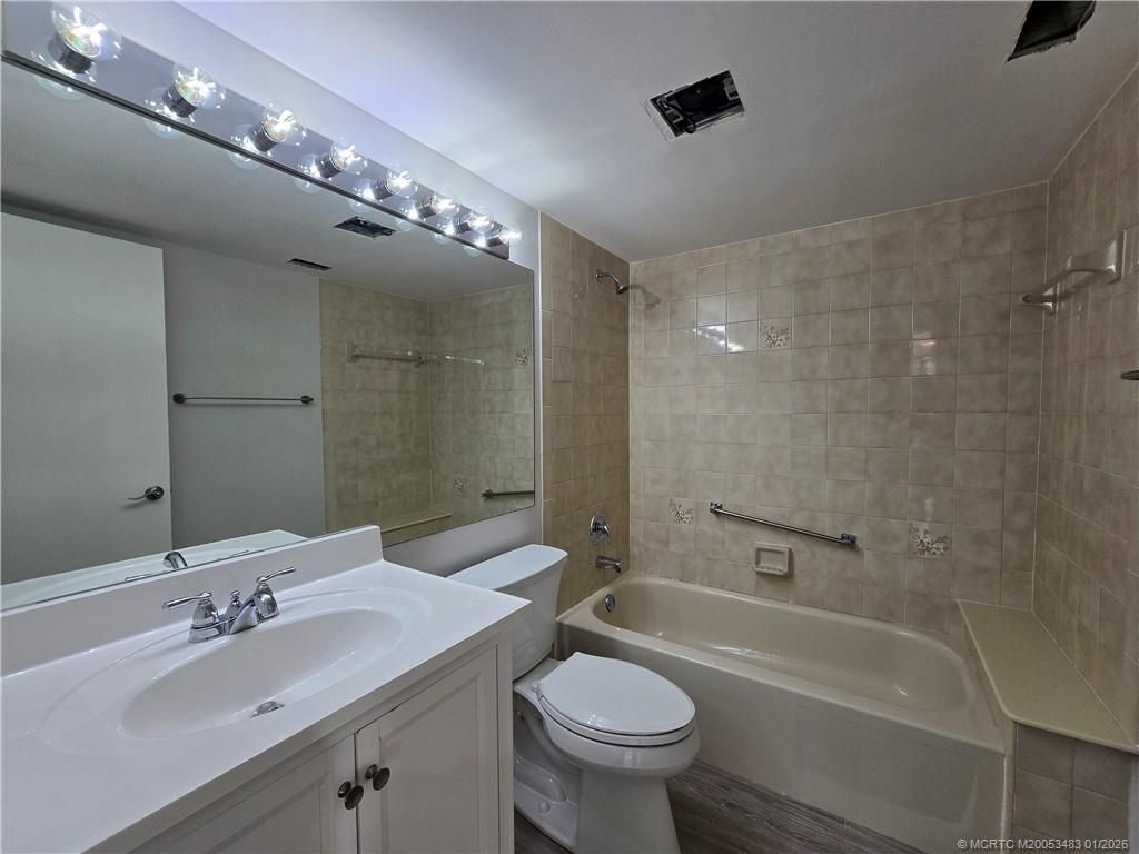 2114 SW Silver Pine Way, Unit 121-F1, Palm City, FL 34990 Photo