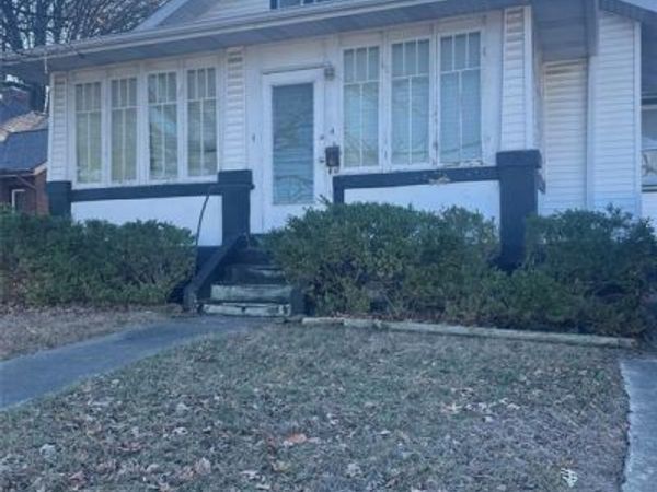 4 Carlyle Avenue, Belleville, IL 62220