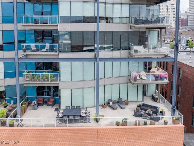 701 W Lakeside Avenue, Unit 606, Cleveland, OH 44113 Photo 3