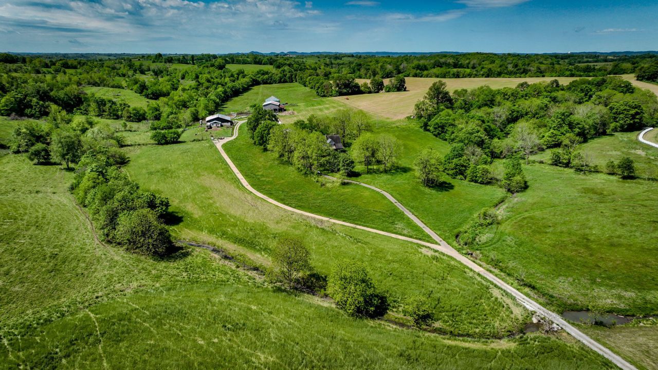 4465 US-150, Stanford, KY 40484