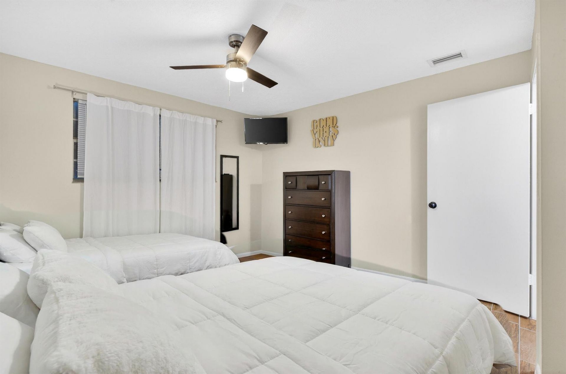 584 SE Greenway Terrace, Port Saint Lucie, FL 34983 Photo