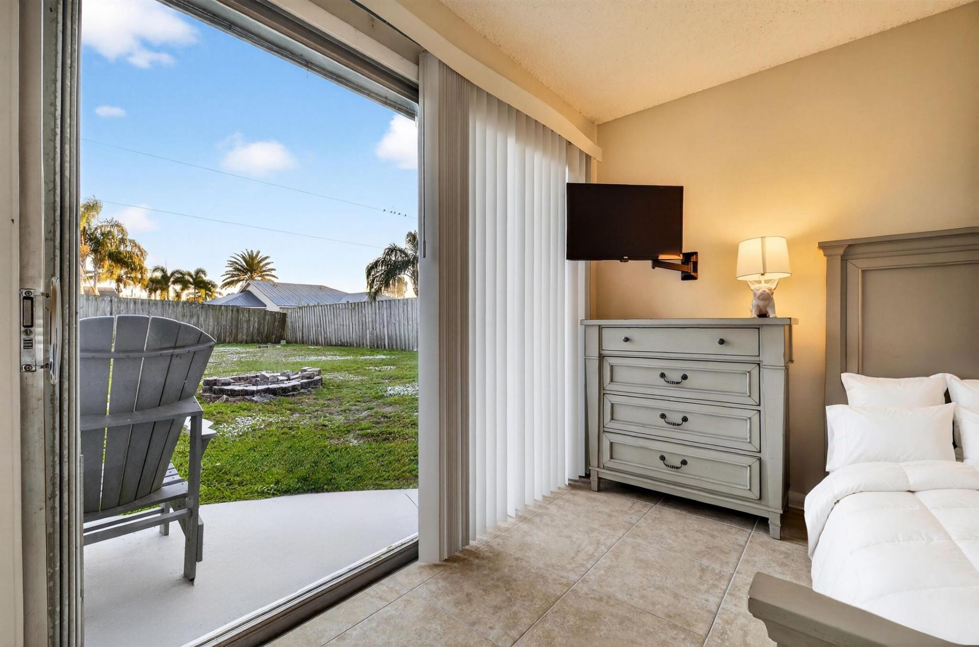 584 SE Greenway Terrace, Port Saint Lucie, FL 34983 Photo