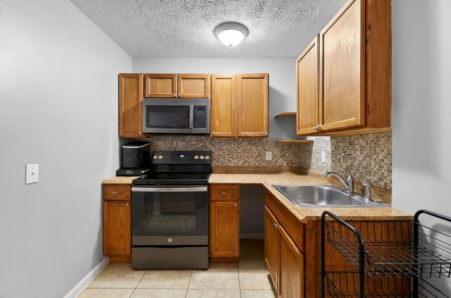 584 SE Greenway Terrace, Port Saint Lucie, FL 34983 Photo