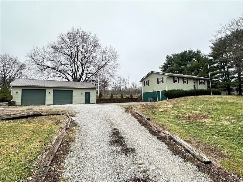 135 S Moose Eye Road, Norwich, OH 43767 Photo 1