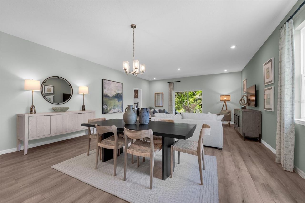 12885 Trovita Drive, Grand Island, FL 32735 Photo