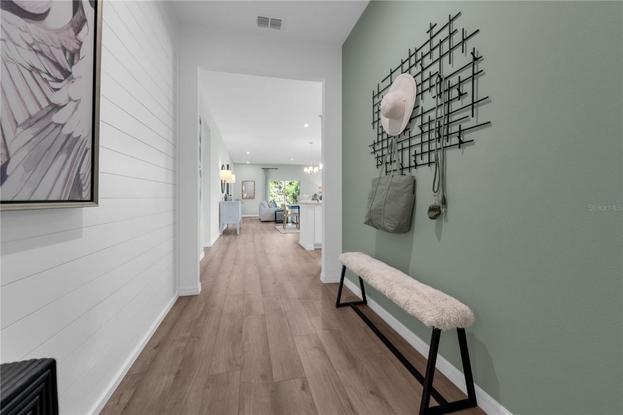 12885 Trovita Drive, Grand Island, FL 32735 Photo