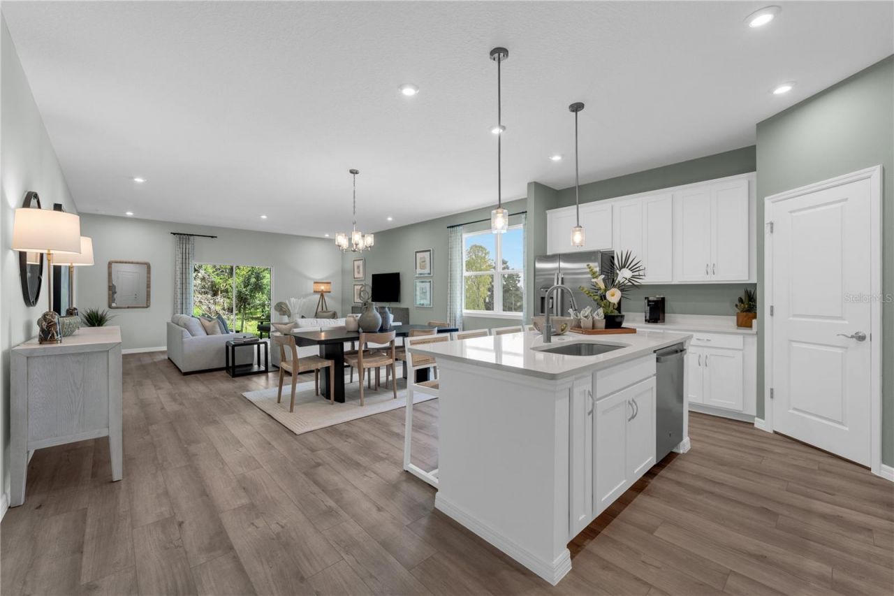 12885 Trovita Drive, Grand Island, FL 32735 Photo