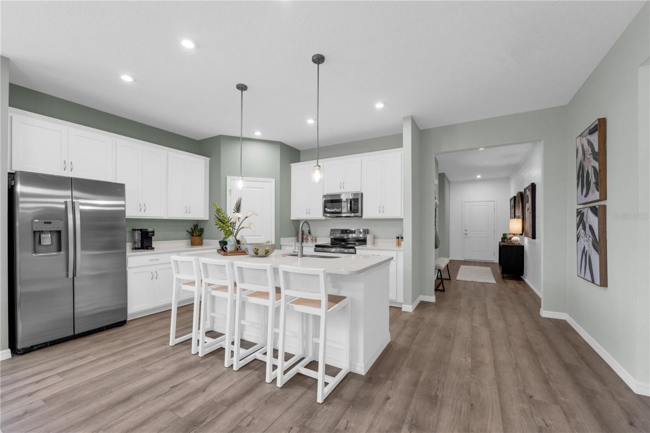 12885 Trovita Drive, Grand Island, FL 32735 Photo