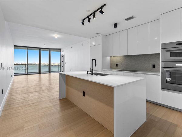 700 NE 24 St , Unit 2905, Miami, FL 33137