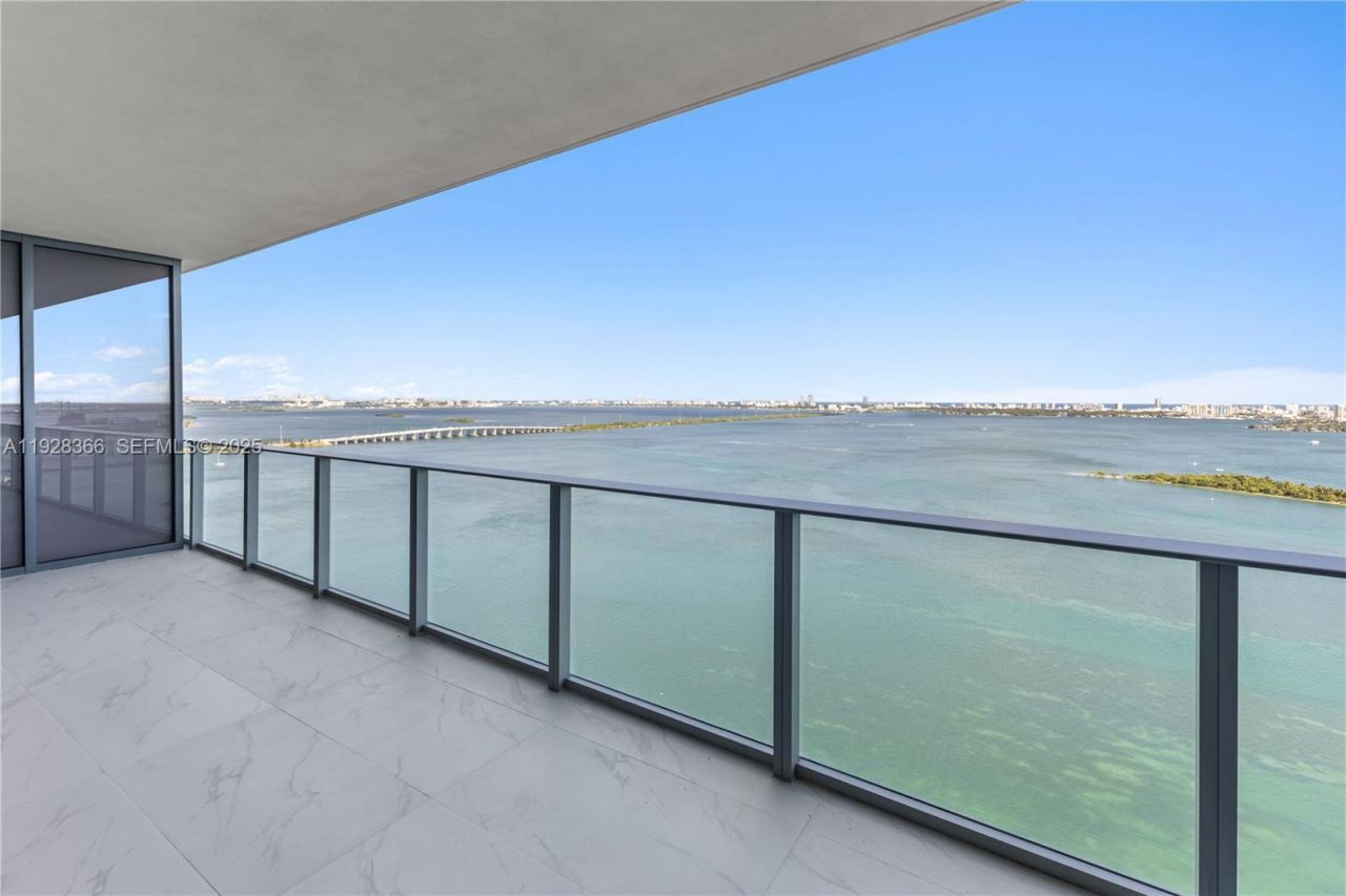 700 NE 24 St , Unit 2905, Miami, FL 33137 Photo