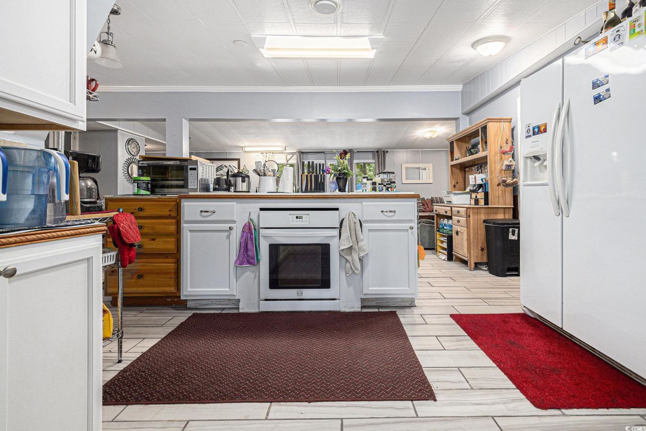 1015 Franks Ln. Photo 11