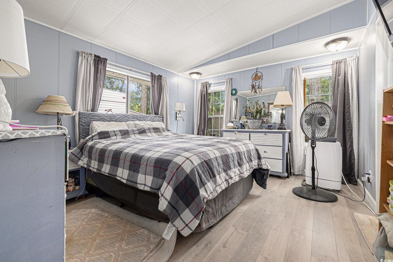 1015 Franks Ln. Photo 14