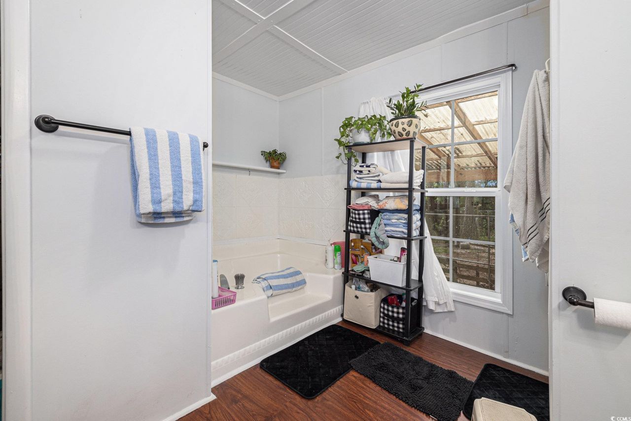 1015 Franks Ln. Photo 16