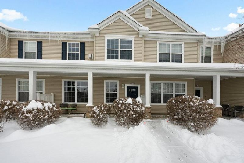 11316 Chisholm Circle Ne, Unit C, Blaine, MN 55449 Main Photo