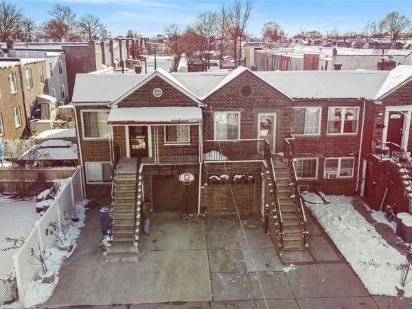 203-10 Murdock Avenue, Saint Albans, NY 11412