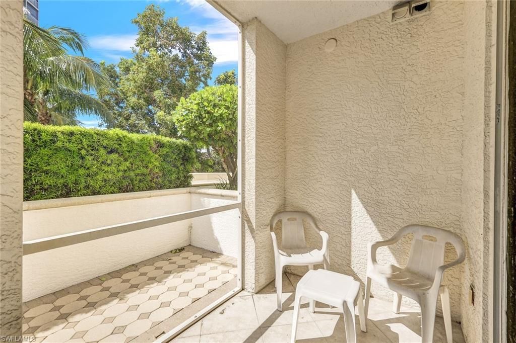315 Dunes Blvd, Unit T-01, Naples, FL 34110 Photo