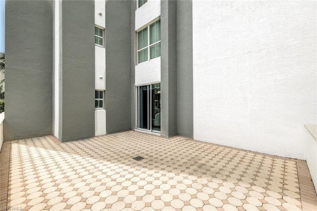 315 Dunes Blvd, Unit T-01, Naples, FL 34110 Photo