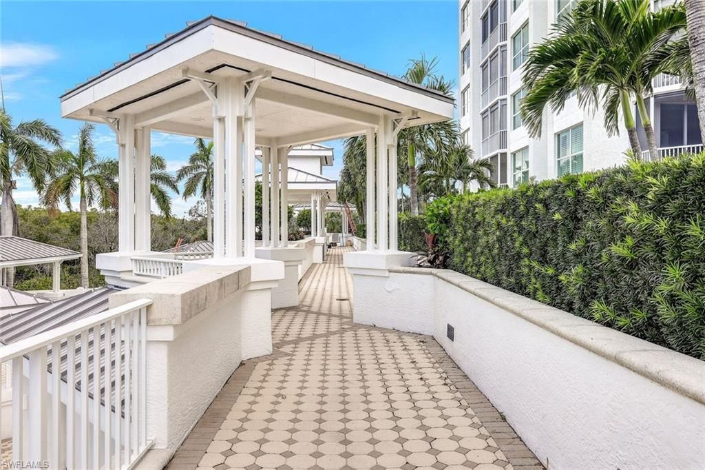 315 Dunes Blvd, Unit T-01, Naples, FL 34110 Photo