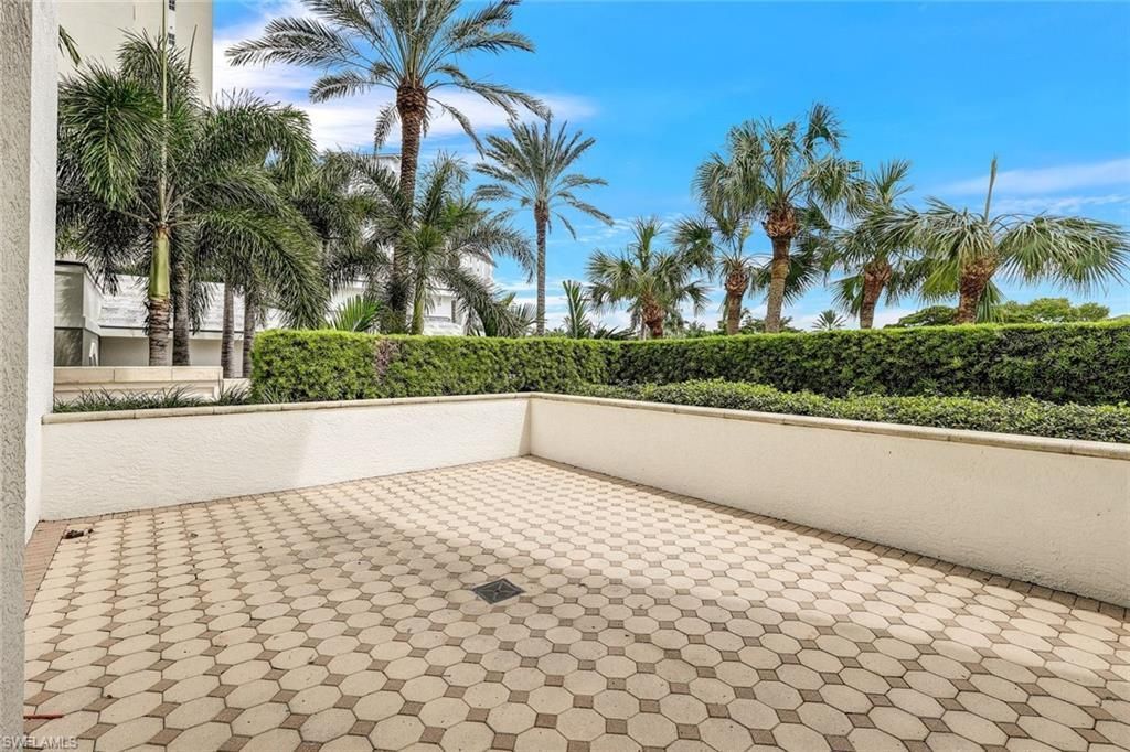 315 Dunes Blvd, Unit T-01, Naples, FL 34110 Photo