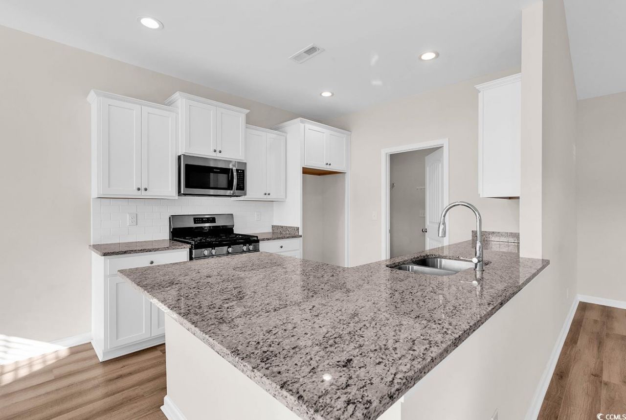 296 Lakota Loop Photo 13