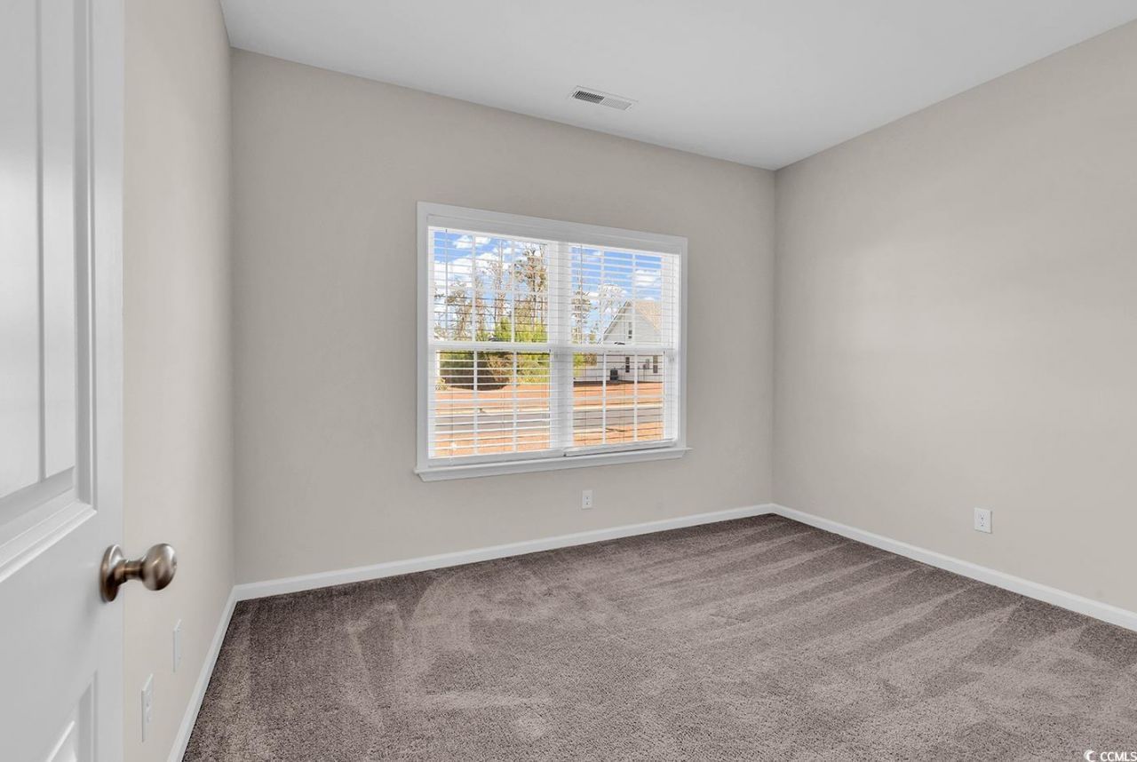 296 Lakota Loop Photo 6