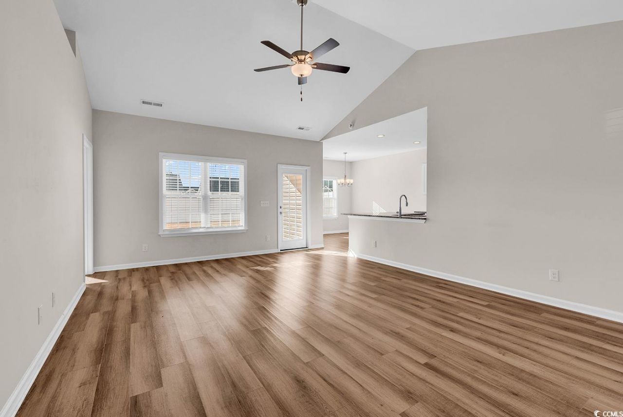 296 Lakota Loop Photo 8