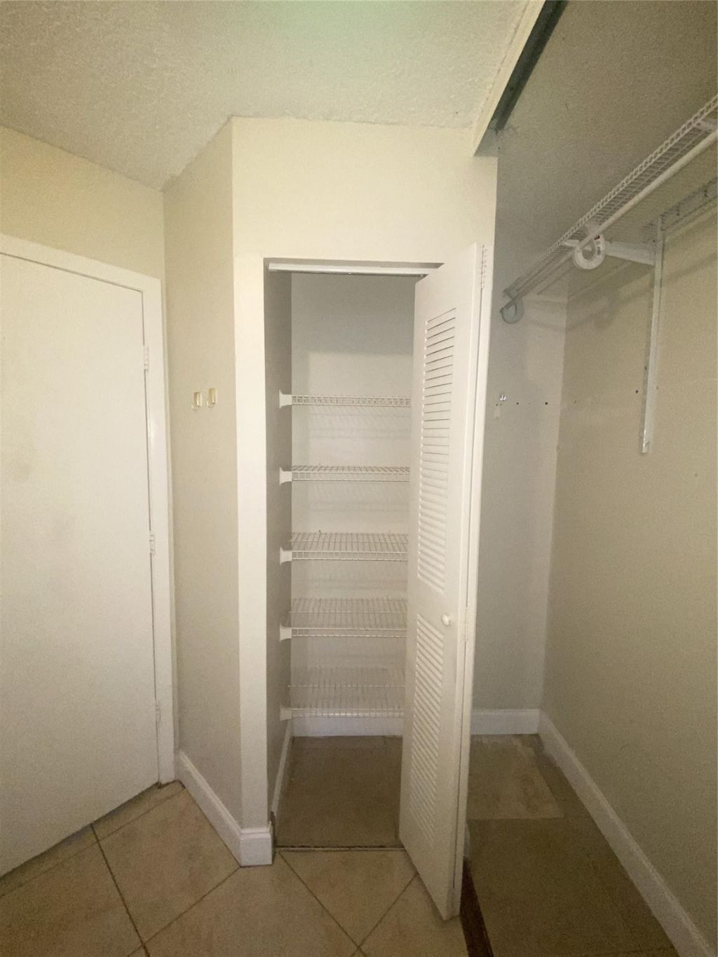 9926 Watermill Circle, Unit F, Boynton Beach, FL 33437 Photo