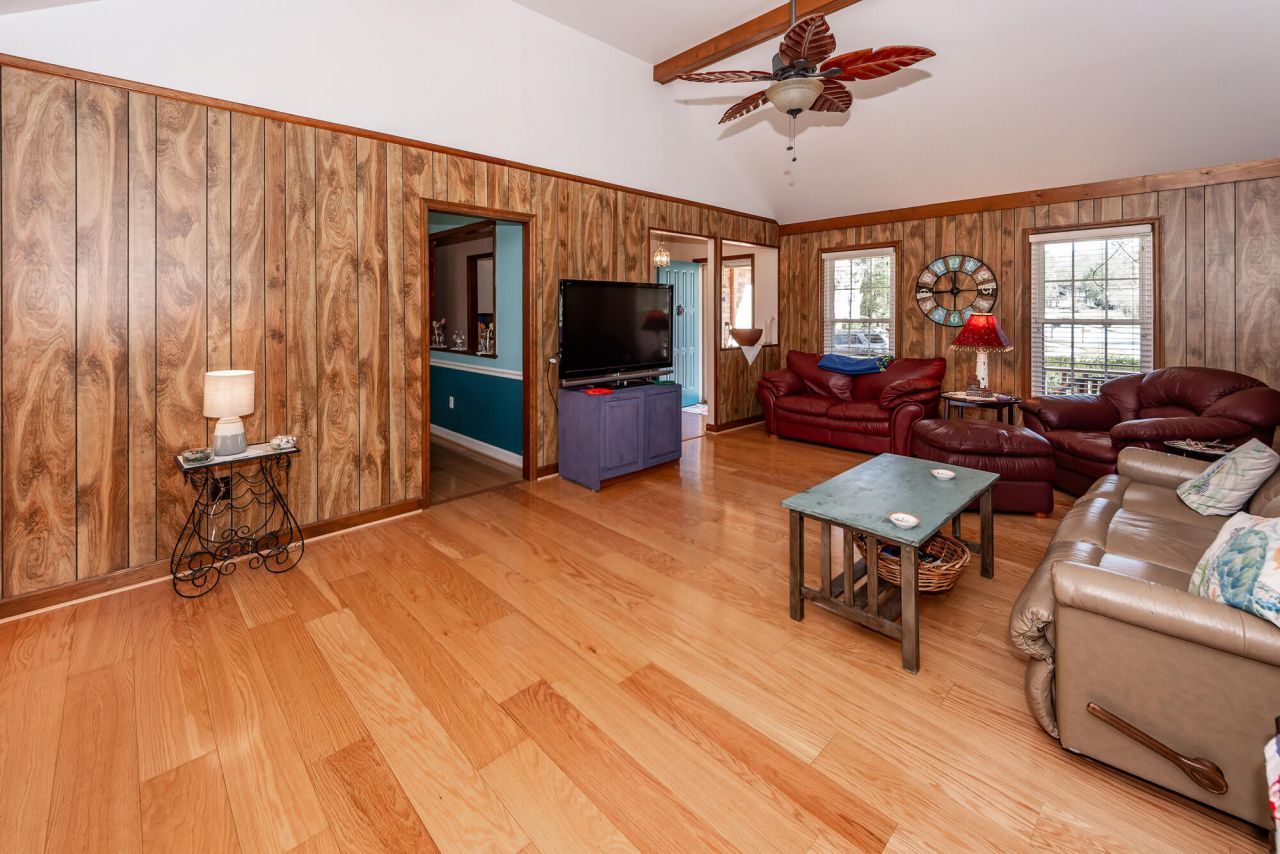 120 Savannah Round Photo 6