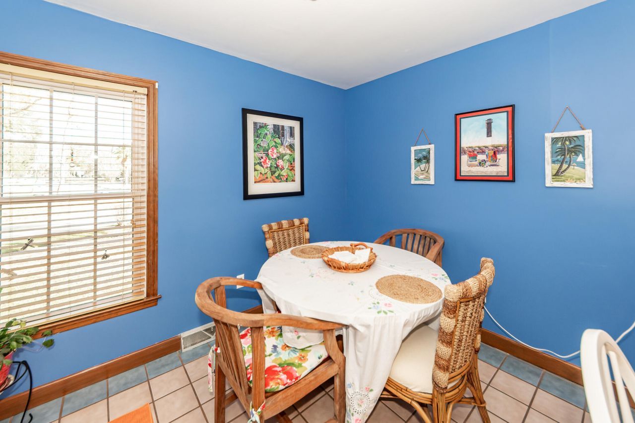 120 Savannah Round Photo 9