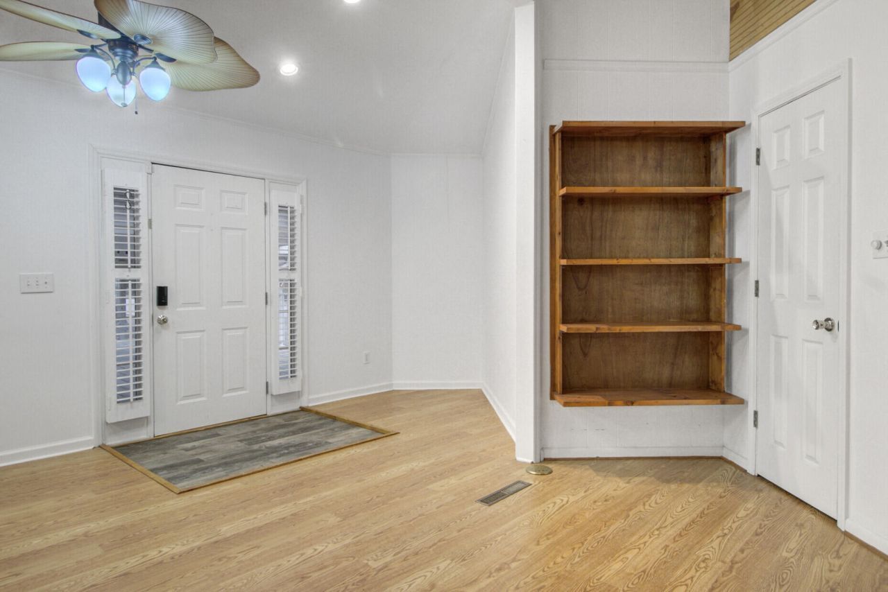 1112 Gin Pond Drive Photo 14