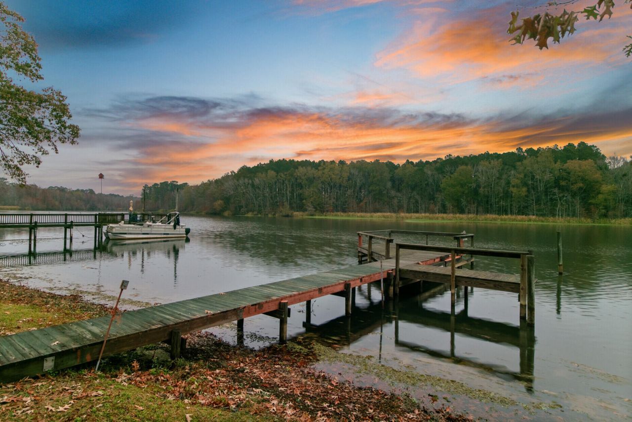 1112 Gin Pond Drive Photo 4