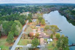 1112 Gin Pond Drive photo 4