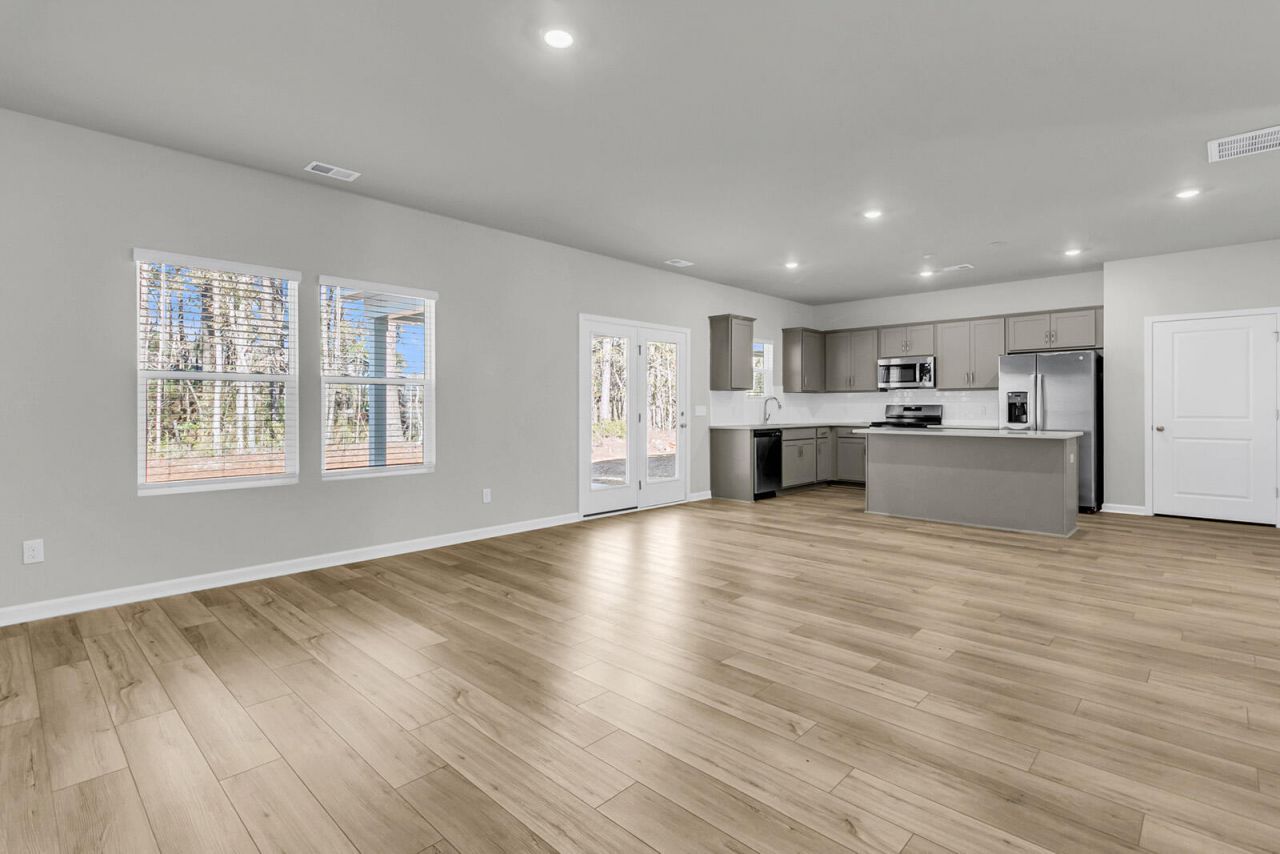 151 Casein Street Photo 10