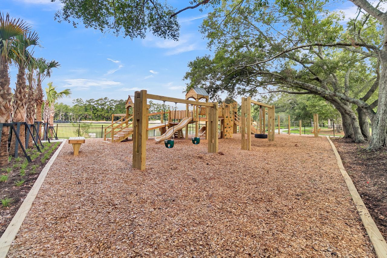 151 Casein Street Photo 39